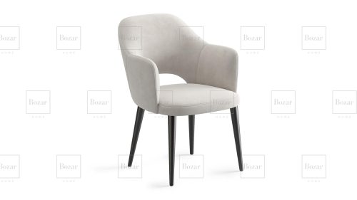Chaise Dally